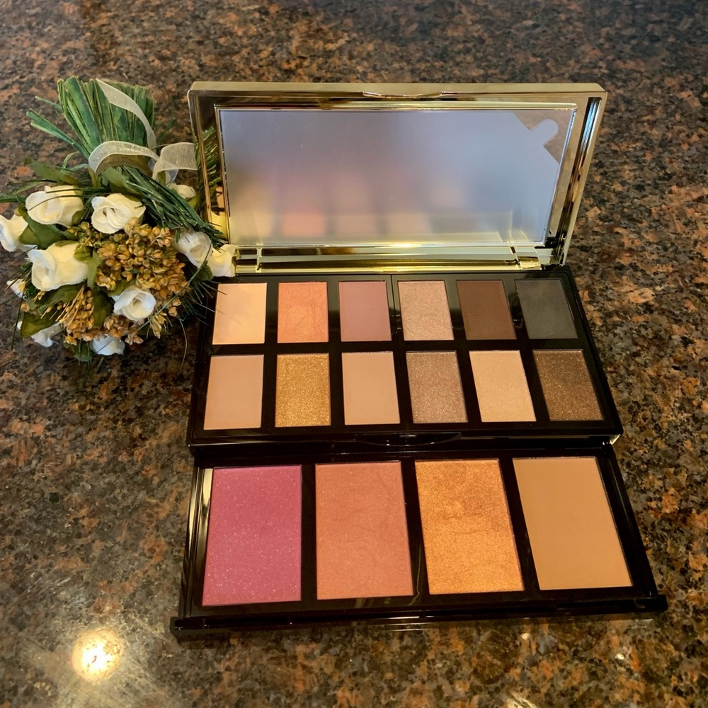 Lancôme Holiday 2022 Eye and Face Palette New in Box